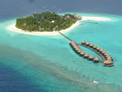 Angaga Island Resort & Spa